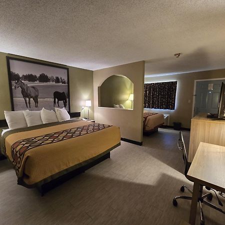 Super 8 By Wyndham Arkadelphia Caddo Valley Area Eksteriør billede