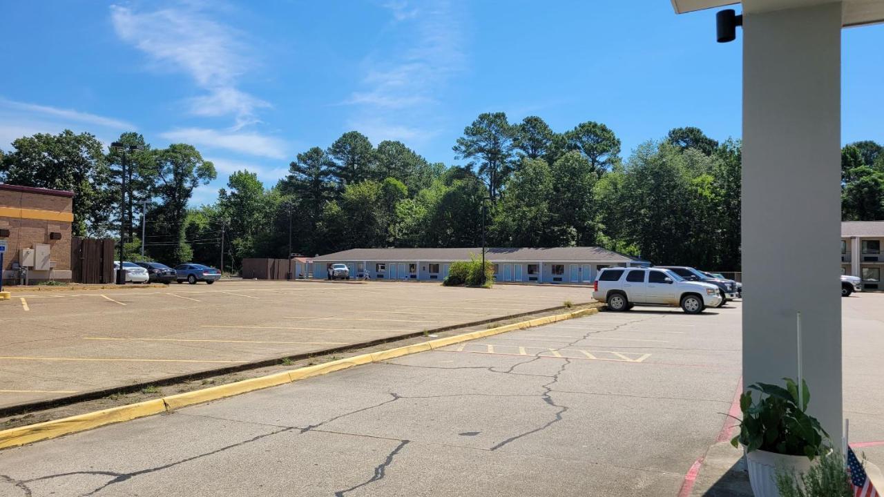 Super 8 By Wyndham Arkadelphia Caddo Valley Area Eksteriør billede