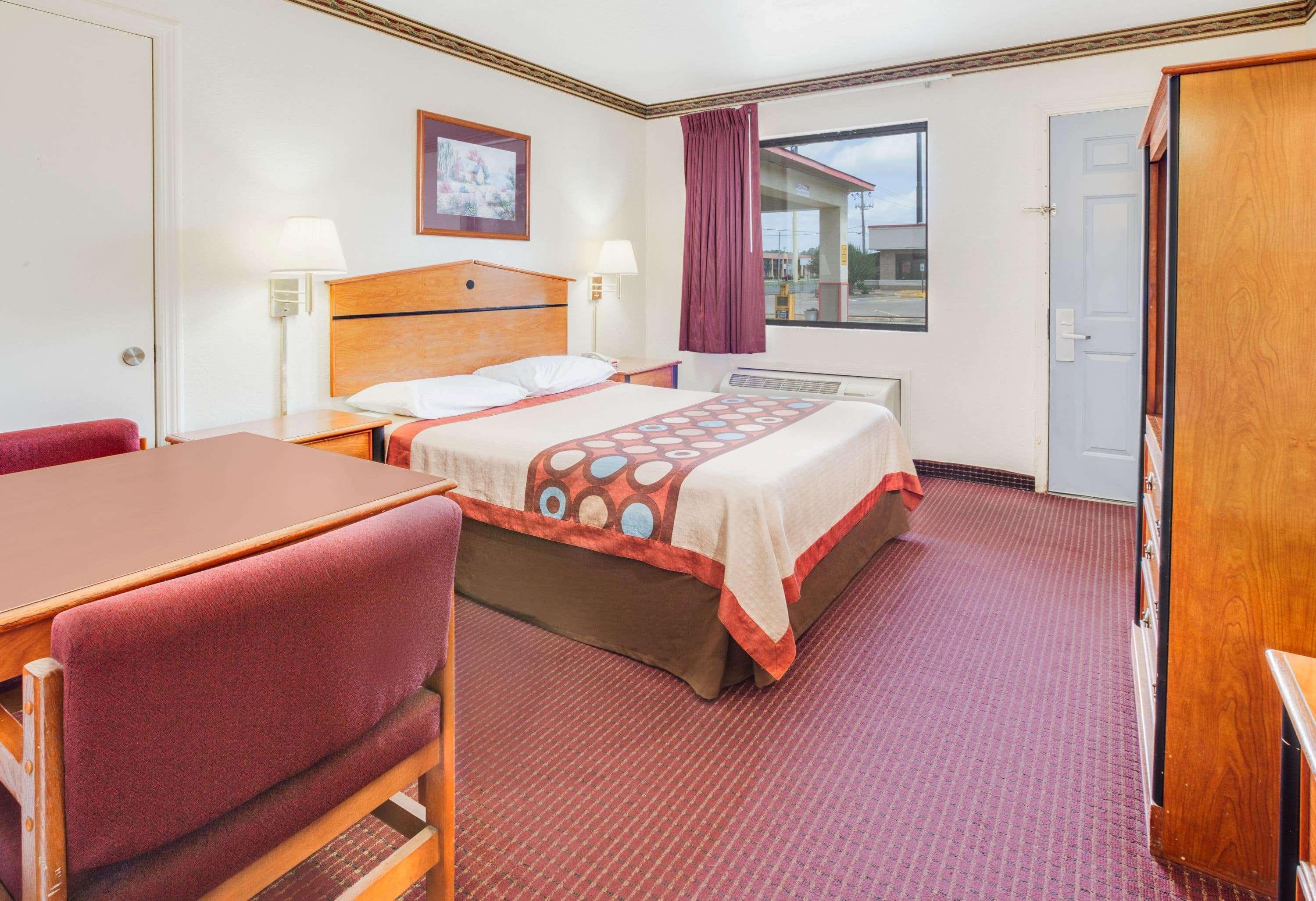 Super 8 By Wyndham Arkadelphia Caddo Valley Area Eksteriør billede