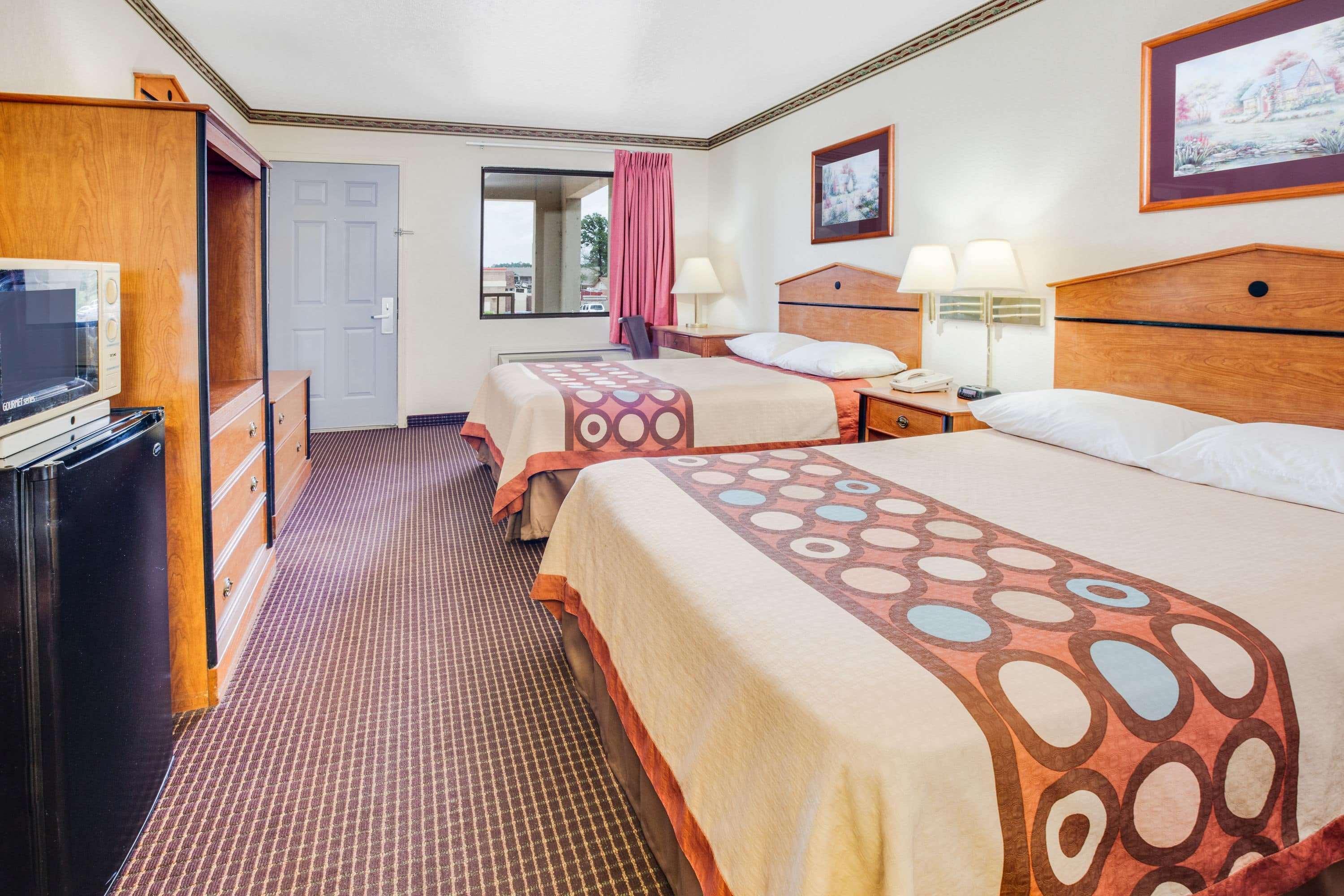 Super 8 By Wyndham Arkadelphia Caddo Valley Area Eksteriør billede
