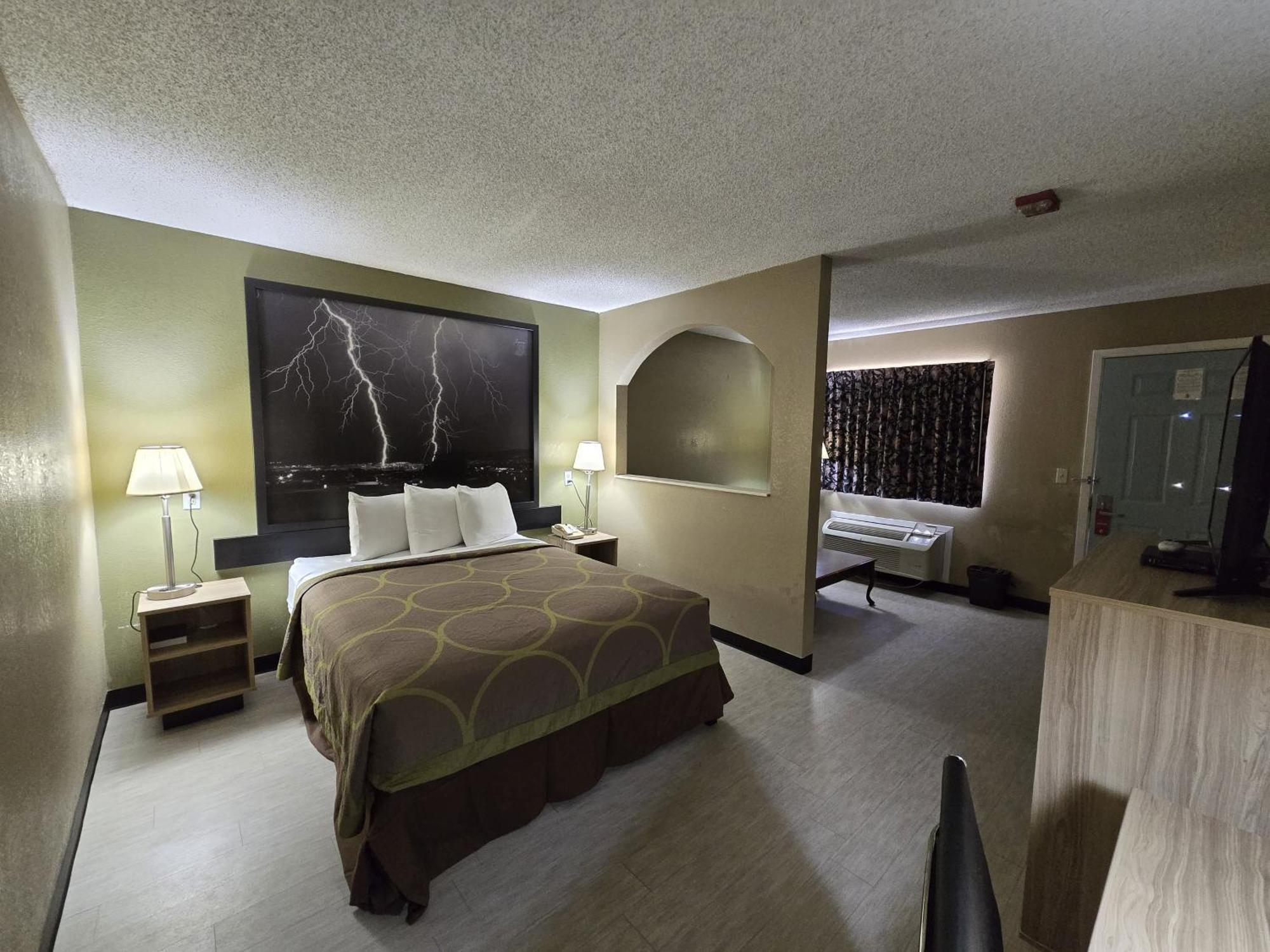 Super 8 By Wyndham Arkadelphia Caddo Valley Area Eksteriør billede
